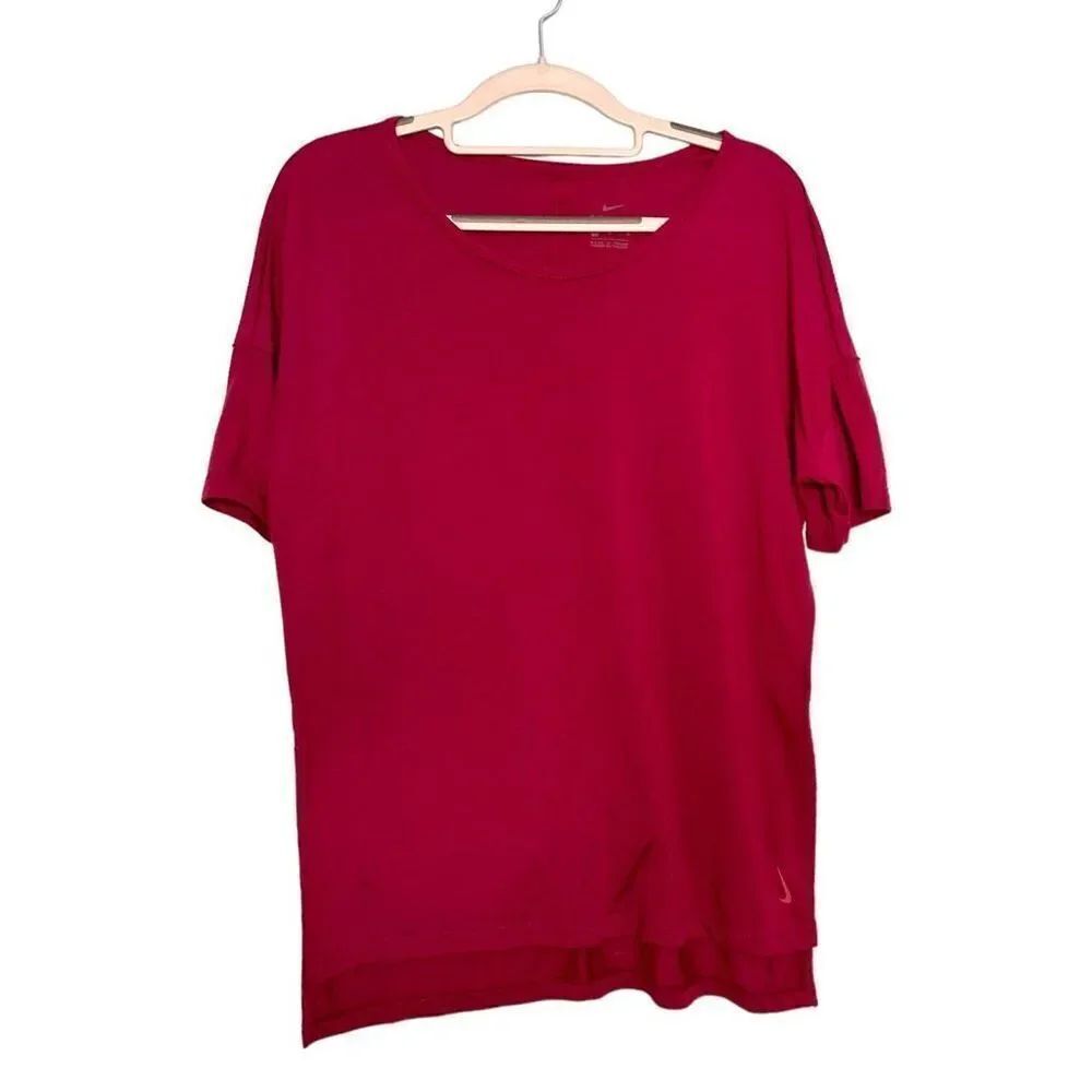 Nike dry fit tee shirt sleeve maroon women’s size m polyester/rayon